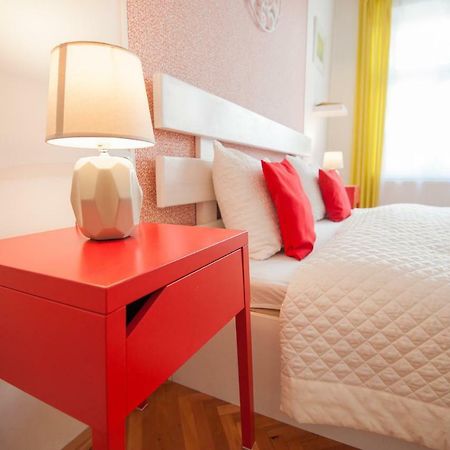 Spacious Stylish Apartment In Old Town Sibiu Eksteriør billede
